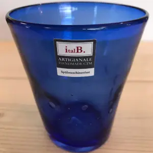 Trinkglas blue Handarbeit, mundgeblasen Spühlmaschienenfest 0,3L